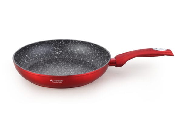 Czerwona patelnia ceramiczna 28 cm z nieprzywierającą powłoką, część zestawu garnków 6.66l