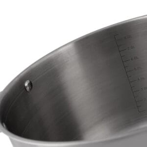 Wysoki garnek 9.5l ze stali nierdzewnej z miarką wewnętrzną i uchwytami, widok z boku
