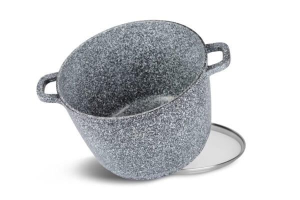 Garnek aluminiowy 4.5l z granitową powłoką i szklaną pokrywką, widok z boku