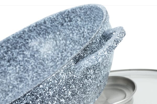 Garnek 3.3 litry z powłoką granitową, kompatybilny z indukcją, średnica 28 cm, ze szklaną pokrywką