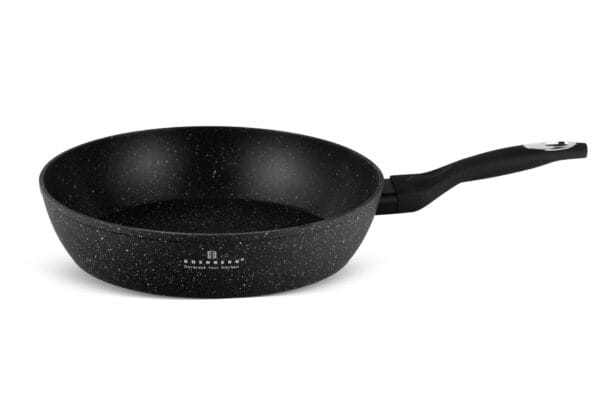Patelnia aluminiowa 22 cm z pokrywką, czarna, nieprzywierająca powłoka, marka Edenberg