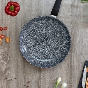 Patelnia ceramiczna do smażenia o średnicy 16 cm z powłoką granitową i uchwytem