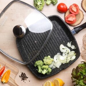 Patelnia grillowa 28 cm z ceramiczna powłoką nieprzywierającą i szklaną pokrywką