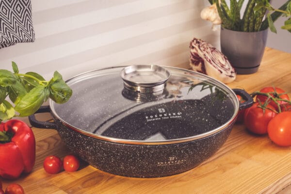 Rondel na indukcję 5.5l Edenberg z powłoką marmurkową – elegancki, nieprzywierający, idealny do każdej kuchni.
