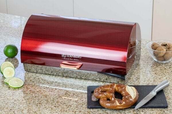 Chlebak metalowy Edenberg 38,5x28x18,5cm w kolorze bordowym, wykonany ze stali nierdzewnej, z obrotową pokrywą i eleganckim designem.